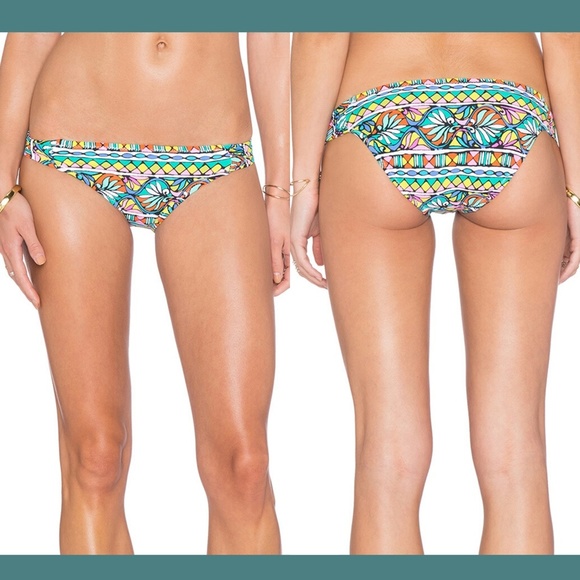 NWT Trina turk‎ Bora Bora Hipster Bikini Bottom [SZ 12 ] - Picture 1 of 8